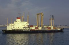 Thumbnail Image for Cap Race