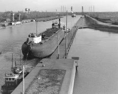 Thumbnail Image for Barge 137