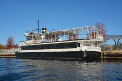 Thumbnail Image for Hamilton Harbour Queen