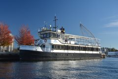 Thumbnail Image for Hamilton Harbour Queen