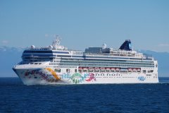Thumbnail Image for Norwegian Pearl oncontextmenu=
