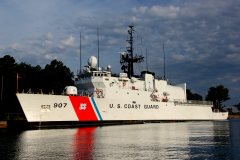 Thumbnail Image for USCGC Escanaba oncontextmenu=