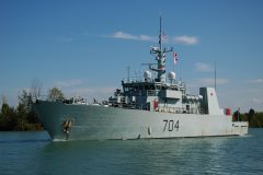 Thumbnail Image for HMCS Shawinigan oncontextmenu=